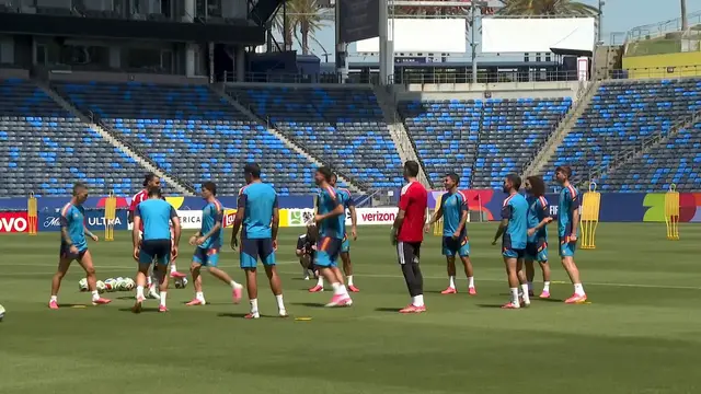 Video thumbnail for US: Spain finalizes preparations for World Cup quarterfinal clash against Belgium.