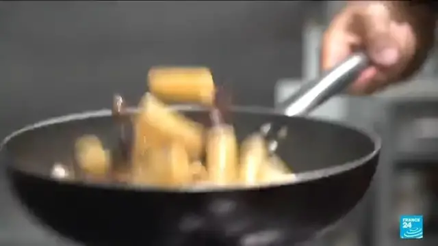 Video thumbnail for Italian cuisine gets UNESCO status