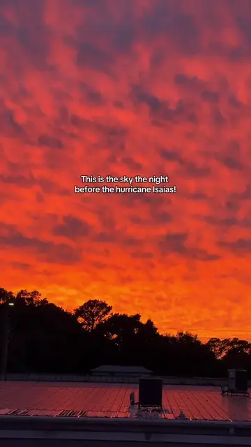 Video thumbnail for Fiery Sunset Sky before Hurricane Isaias in Florida