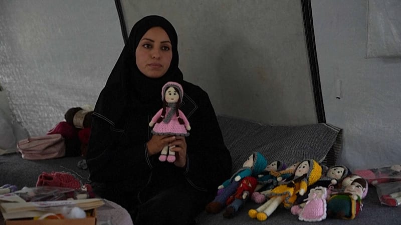 Video thumbnail for Gaza: Selling handmade dolls to survive and bring joy to children