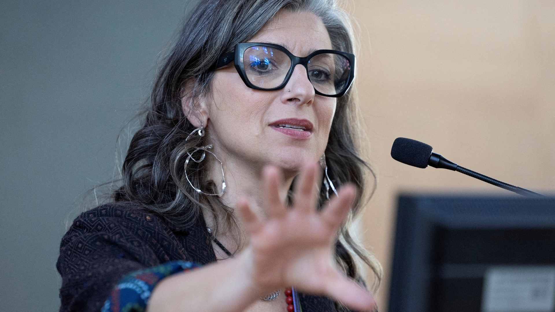 Video thumbnail for Francesca Albanese 'witch hunt': EU countries falsely accuse UN special rapporteur