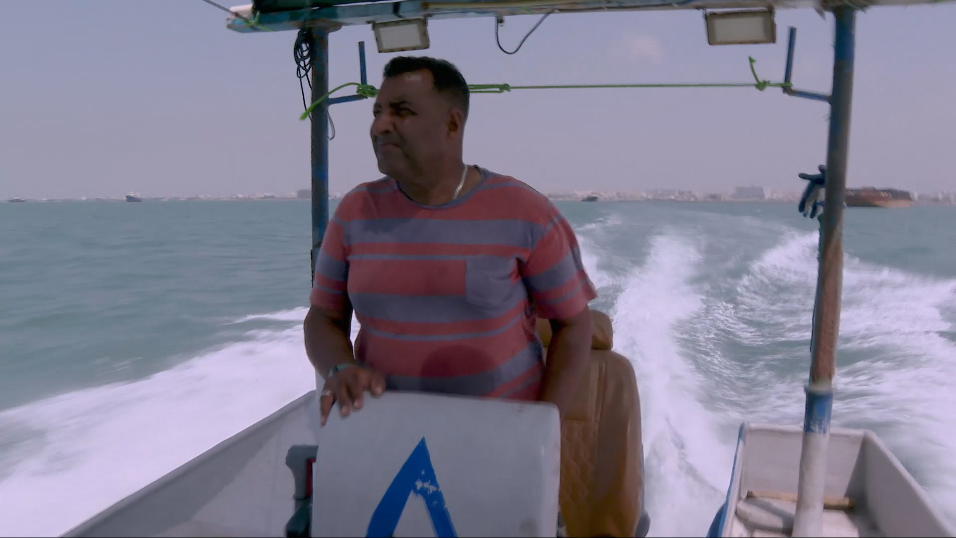 Video thumbnail for Iranian fishermen struggle as tensions grip Strait of Hormuz