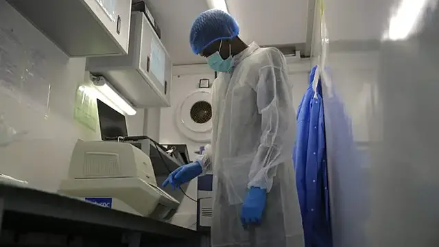 Video thumbnail for At least 10 students die as Ebola outbreak spreads in DR Congo