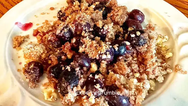 Video thumbnail for Blackberry Crumble Recipe