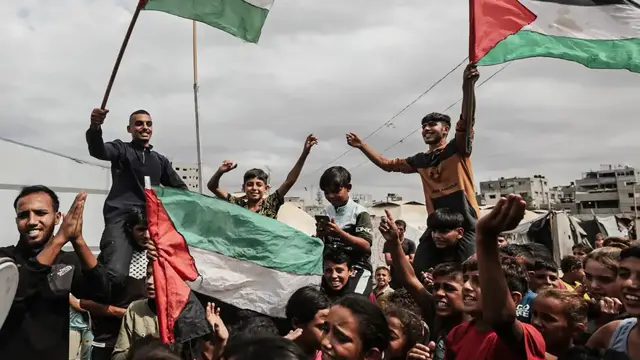 'Video thumbnail for Moment of respite and immense anticipation in Gaza after ceasefire agreed: UNRWA spokesperson'