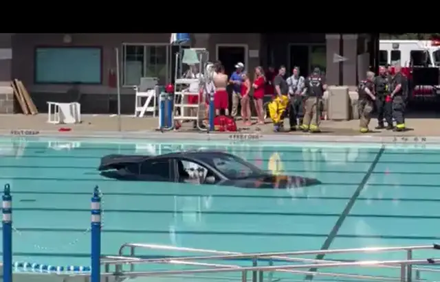 Video thumbnail for Pool back open days after Tesla plunged into water at Waveny Park