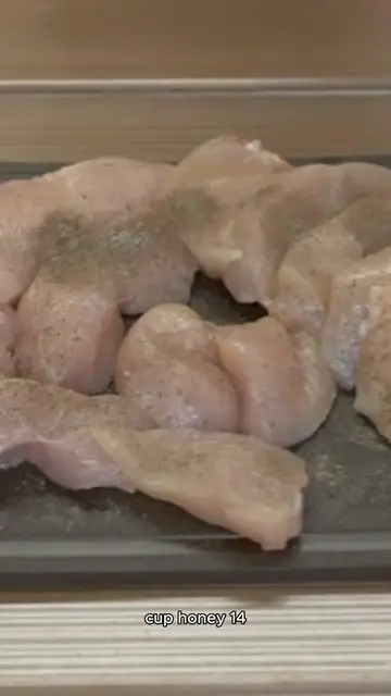 Video thumbnail for boneless chicken thigh recipe