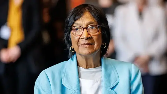 Video thumbnail for Nobel Peace Prize laureate calls on people to defend international law