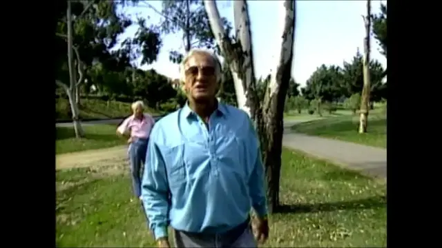 'Video thumbnail for Bob Uecker gives golf tips on Episode 1 of The All New Bob Uecker Sports show'
