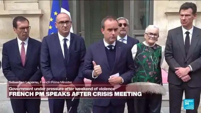 Video thumbnail for REPLAY: French PM speaks after crisis meeting