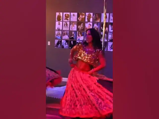 Video thumbnail for Rangtaari Garba fusión #dance #bollywood #garba #ispeakjesus