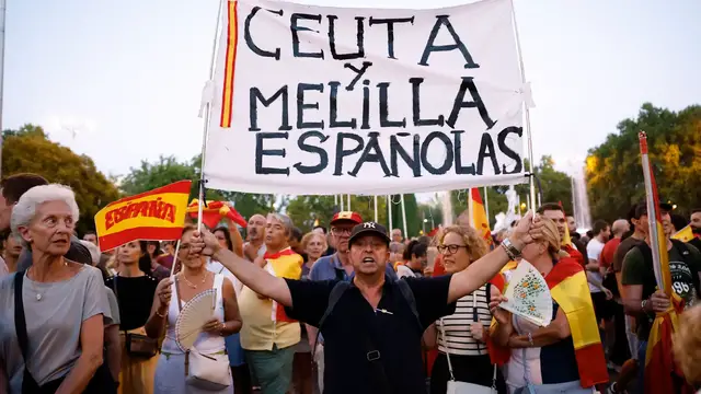 Video thumbnail for Tens of thousands rally across Spain over Ceuta migrant crisis