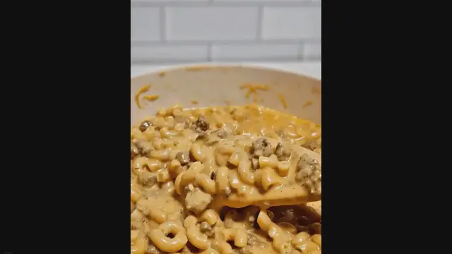 Video thumbnail for Easy Homemade Hamburger Helper - Krystel's Cooking