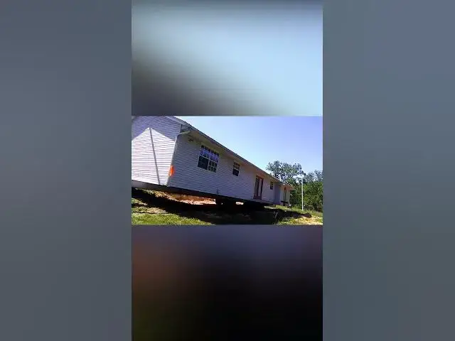 Video thumbnail for How to Move A House 15 Miles on Two lane Roads!! #Shorts 8