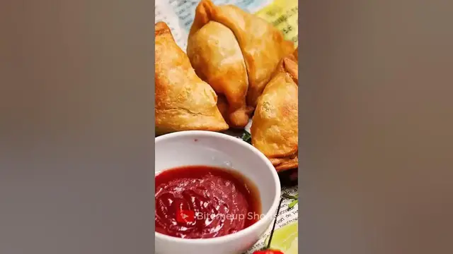 Video thumbnail for 10 Street Food You Must Try Out in Kolkata #kolkata #streetfood