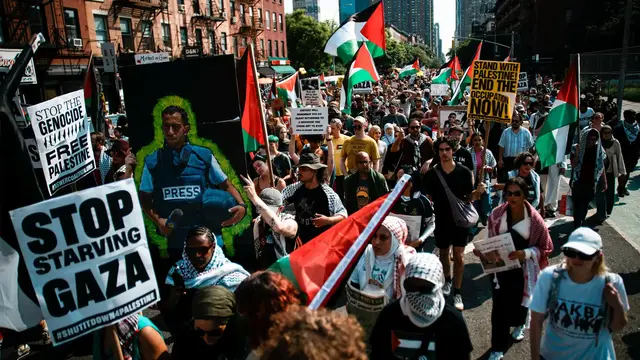 'Video thumbnail for Huge rally in New York demands end to Gaza starvation'
