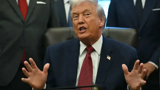 Video thumbnail for Trump Revives Election Claims In Primetime Address