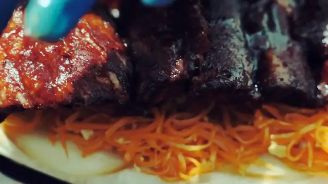 'Video thumbnail for Pulled American Pork Sandwiches Recipe'
