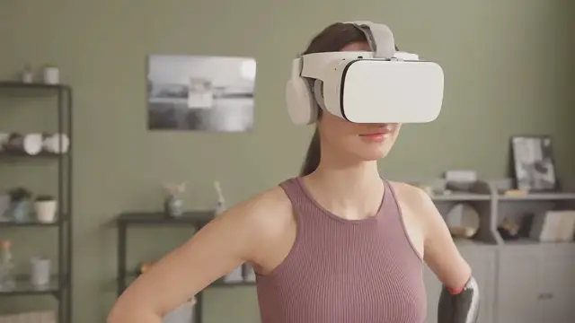 Video thumbnail for Best VR Headsets for Fitness Apps