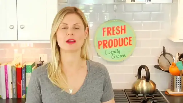 'Video thumbnail for Chia Pudding Recipe 4 Ways ¦ Healthy Breakfast Idea (720p 30fps)'