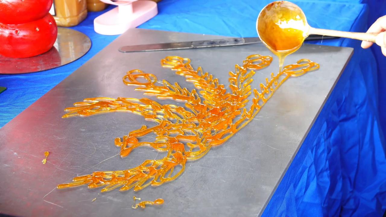 Video thumbnail for China: Sugar Painting.