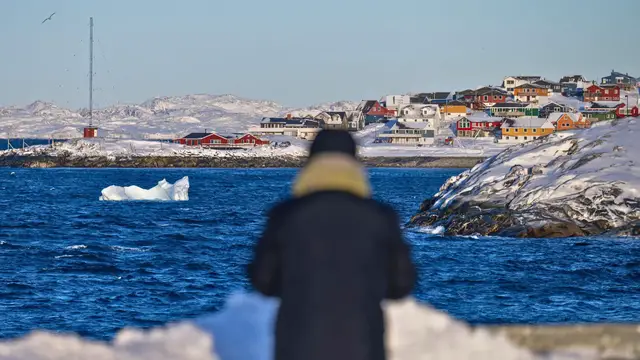 Video thumbnail for Why does Trump want Greenland? A look back at his long-running Arctic ambition