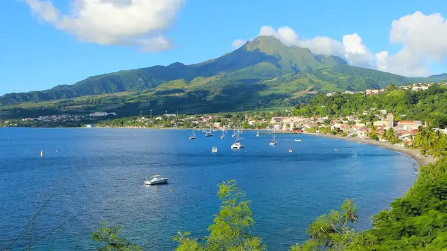 'Video thumbnail for Martinique Timelapse and Aerial Tour in the Caribbean'