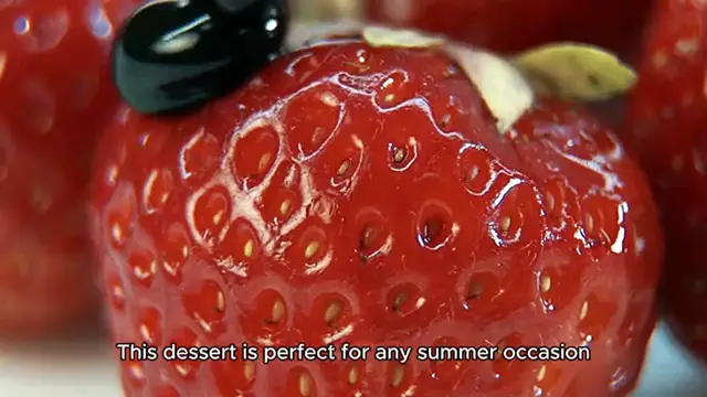 Video thumbnail for Blackberry Crumble Recipe