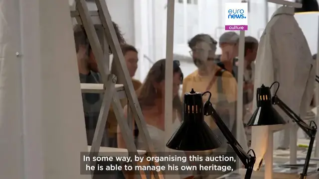 Video thumbnail for Famed Belgian fashion designer Martin Margiela auctions off personal archives