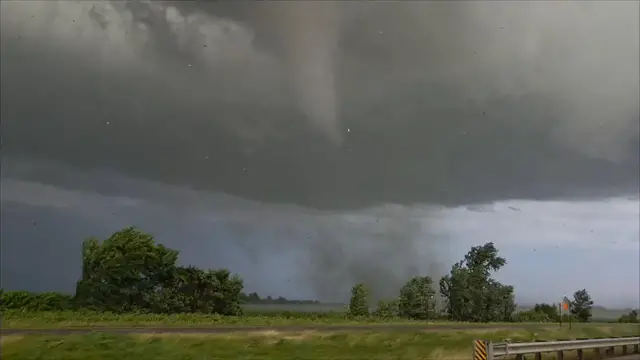 Video thumbnail for Tornado in Effingham Illinois Almost Flips Semi-Truck