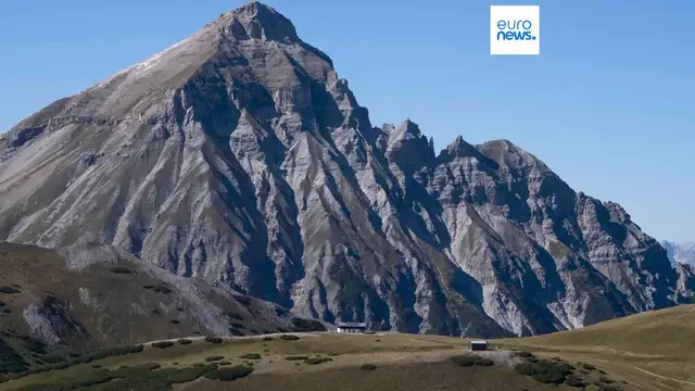 Video thumbnail for Hansel and Gretel in the mountains: parents abandon sons in Germany