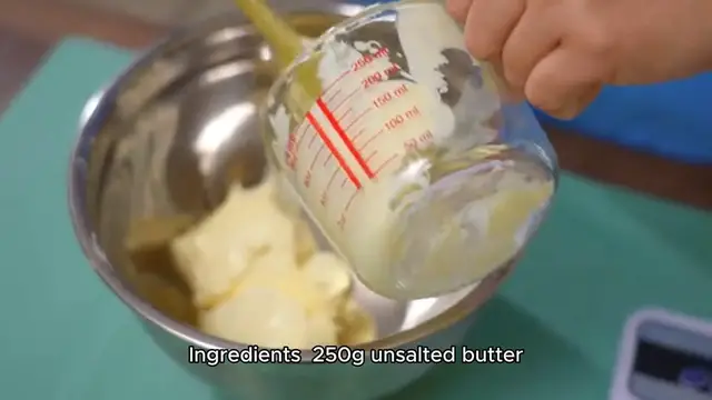 Video thumbnail for Buttercream recipe