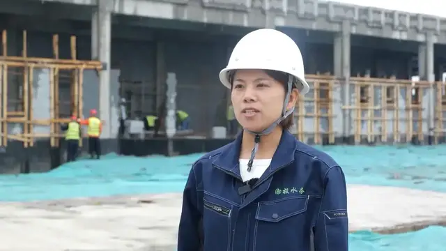 Video thumbnail for China: China's daily seawater desalination capacity exceeds 3 million tons.