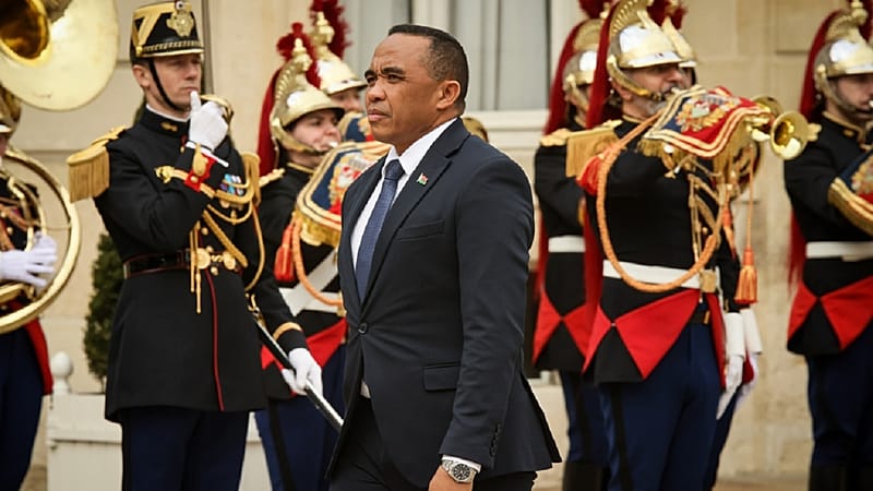 Video thumbnail for Madagascar leader appoints financial intelligence chief as new prime minister