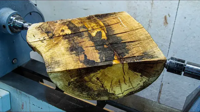 Video thumbnail for Woodturning - Punky Spalted Beech Hollow Form