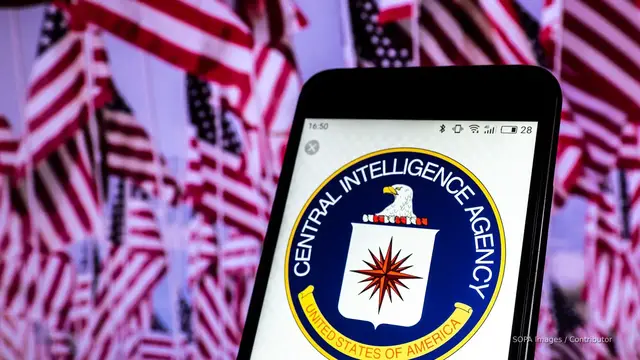 Video thumbnail for CIA review faults leaders for rushing Russia 2016 election interference probe