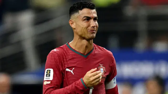 Video thumbnail for Cristiano Ronaldo: A Legendary Football Icon's Journey