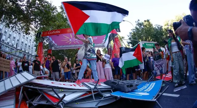 'Video thumbnail for Spain’s Vuelta cycling finale abandoned after pro-Palestine protest in Madrid'