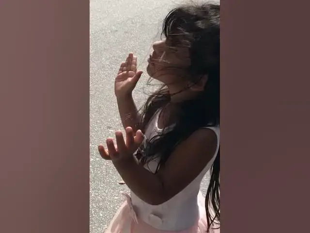 Video thumbnail for Dhol is the heartbeat of a Bhangra Dancer #dhol #dance #god