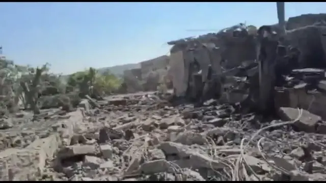 Video thumbnail for Lebanon: Aftermath of the Israeli airstrike on the town of Al-Nabatieh Al-Fawqa.