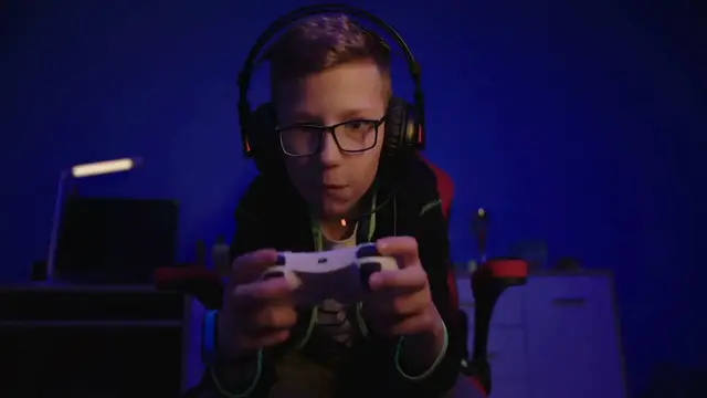 Video thumbnail for Top Multiplayer Survival Games