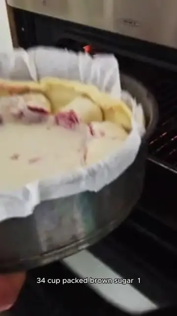 'Video thumbnail for gingerbread recipe'