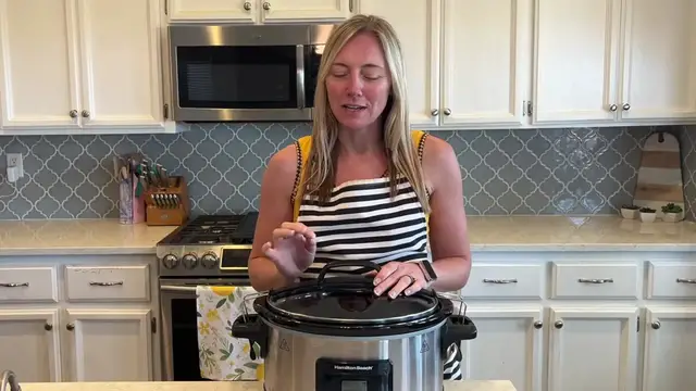 Video thumbnail for 5 LOW CARB Easy   Delicious Crockpot Recipes   Molly Purcell(720P HD)