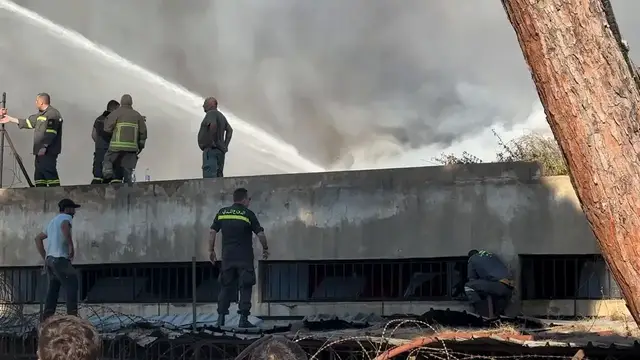 Video thumbnail for Lebanon: Fire breaks out at warehouse east of Beirut.