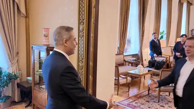 Video thumbnail for Russia: Turkish FM Fidan meets Russian presidential aide Medinsky in Moscow.