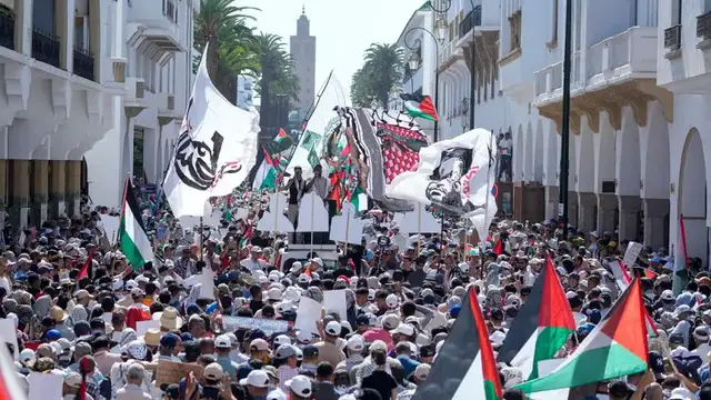 'Video thumbnail for Thousands march in Rabat in solidarity with Palestinians'