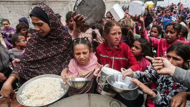 'Video thumbnail for No humanitarian aid will enter Gaza: Israeli defence minister'
