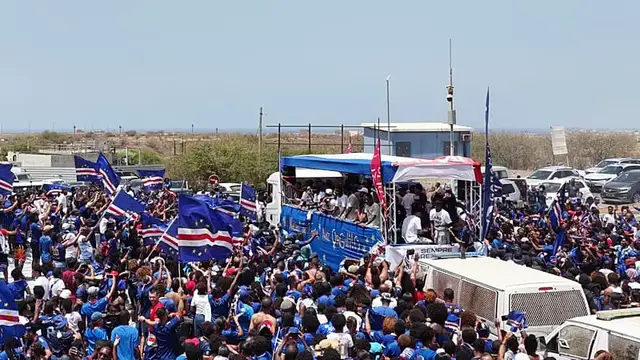Video thumbnail for Cape Verde's World Cup team returns home to a hero's welcome