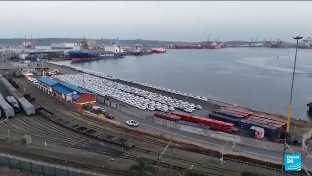 'Video thumbnail for South Africa in 'negotiations' with US over tariffs as deadline pushed back by a week'