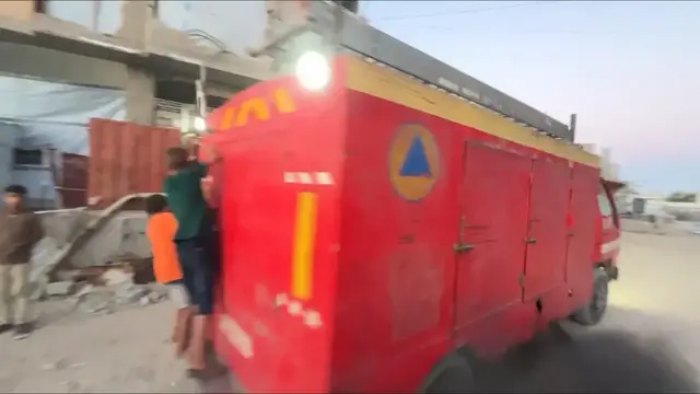Video thumbnail for Israeli airstrike targets civilians in Khan Younis, causing casualties.